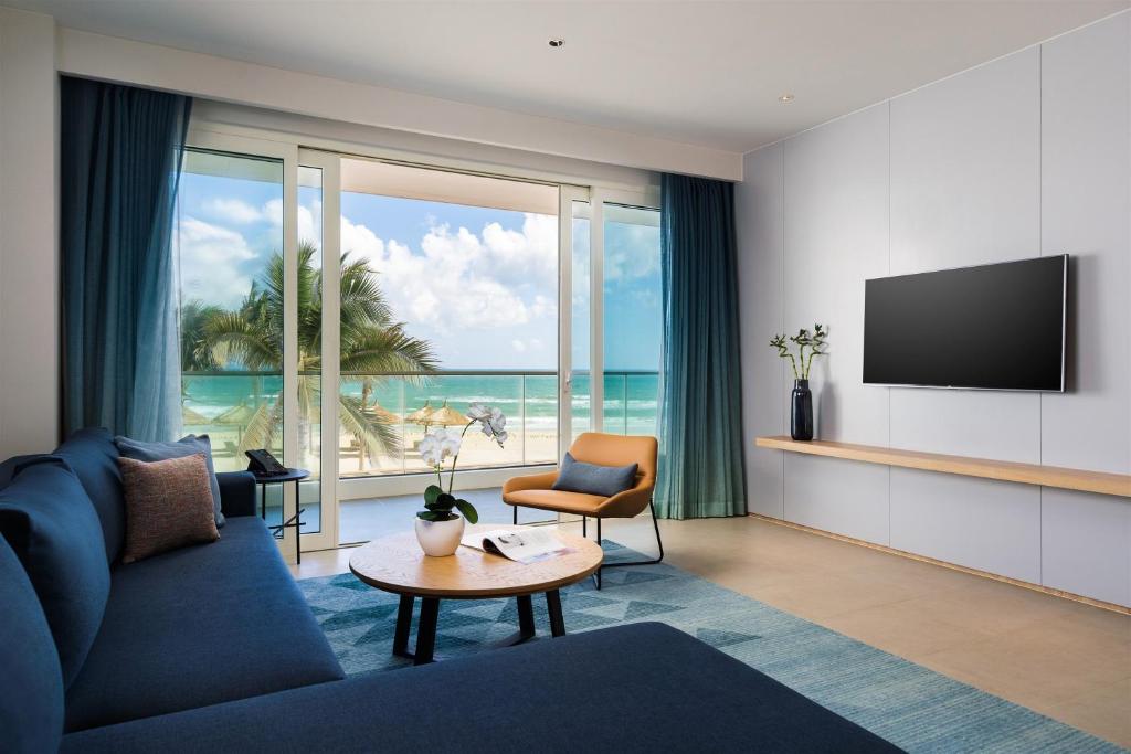 Ocean Front Pavilion 2-Bedroom Upper Floor