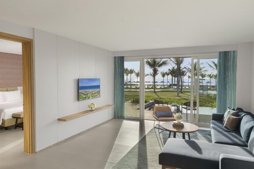 Ocean Front Pool Pavilion 2-Bedroom Ground Floor