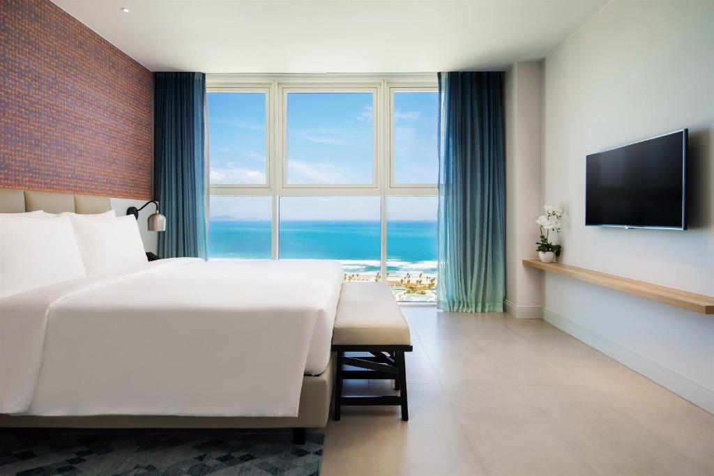 Ocean View 1-Bedroom Superior Suite
