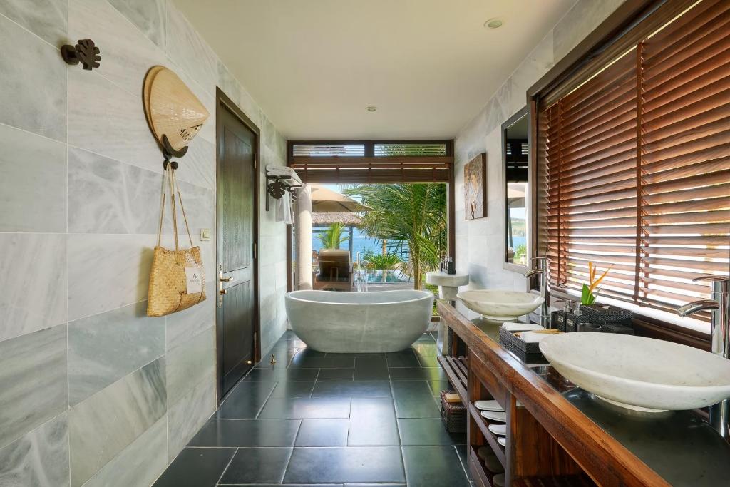 Pool Villa 3-bedroom Ocean View