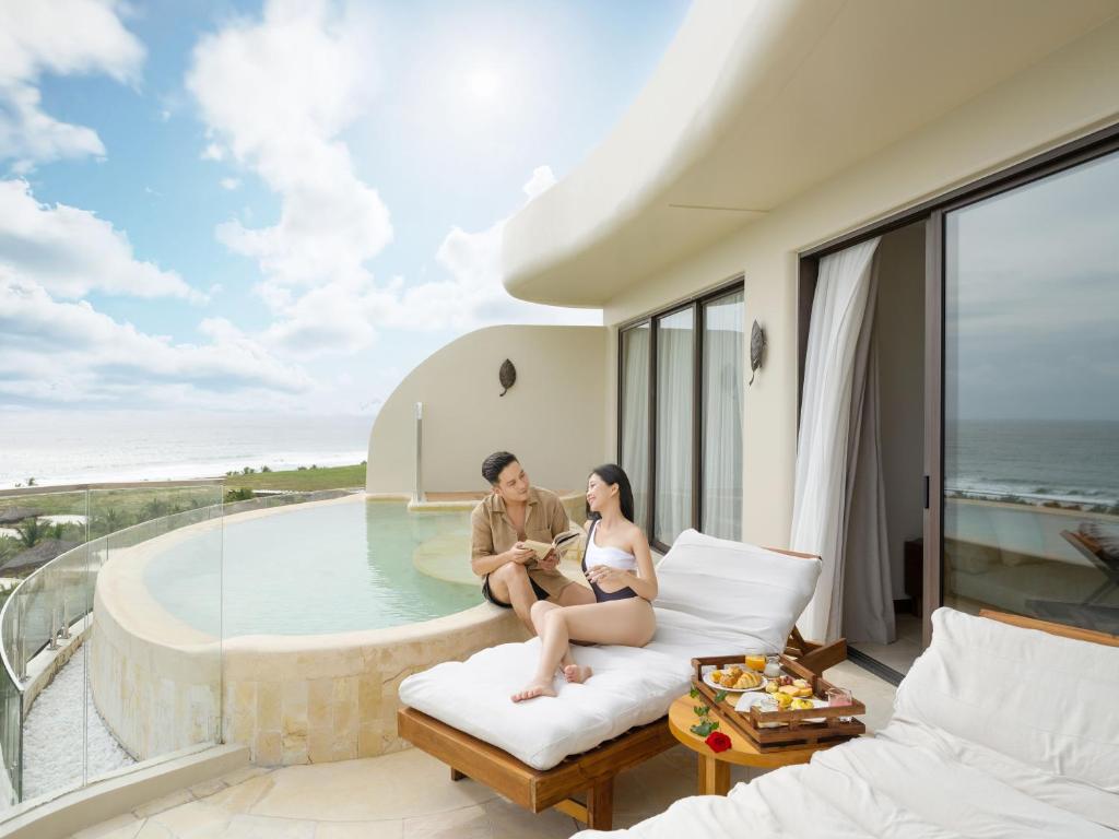 Premium Seaview Sky Pool Villa