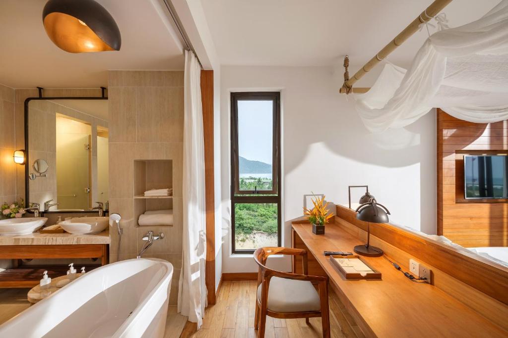 Seaview Two-Bedroom Suite