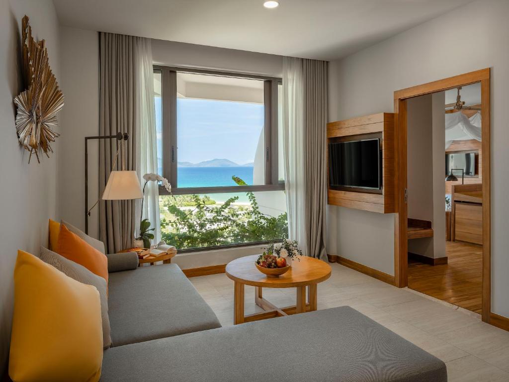 Seaview One-Bedroom Suite