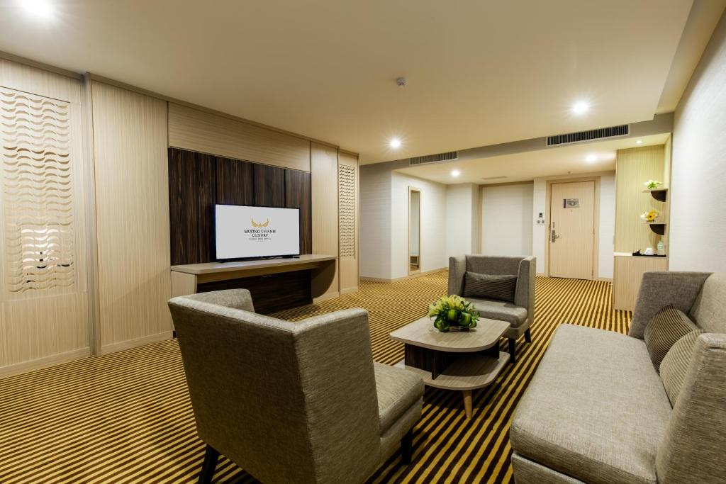 Executive Suite