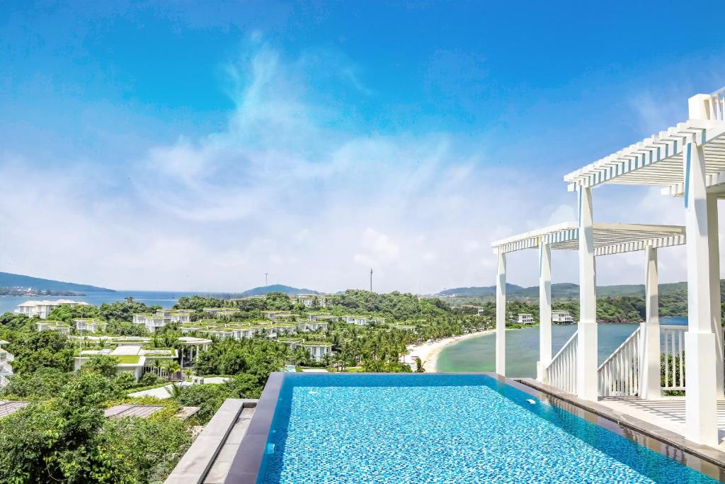 Villa 4 Phòng Ngủ Hướng Biển