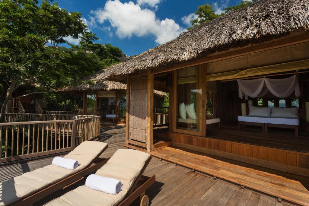 Two-Bedroom Hilltop Pool Villa